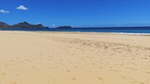 Porto Santo Strand: Was macht ihn so besonders? Video-Vorschaubild: Praia do Porto Santo